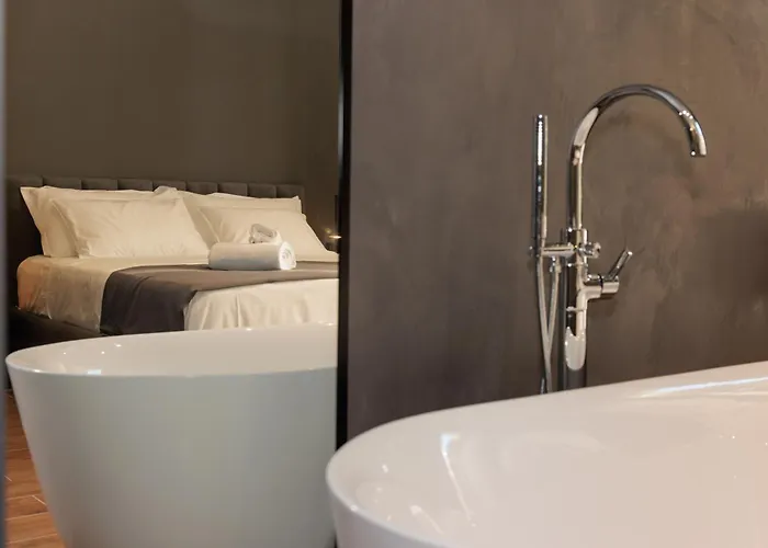 호텔 Bel Ami 티라나