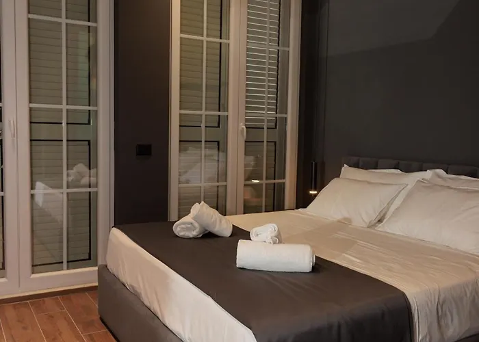 호텔 Bel Ami 티라나